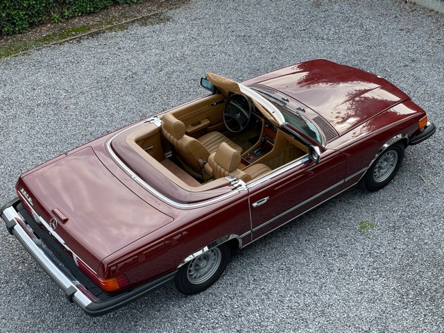 Mercedes 380 SL R107 Roadster Orient red /Leather light brown ( 2 Owners the were brothers)